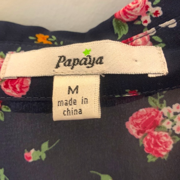 Papaya Navy Button down Blouse with pink flowers Size M - Picture 7 of 8